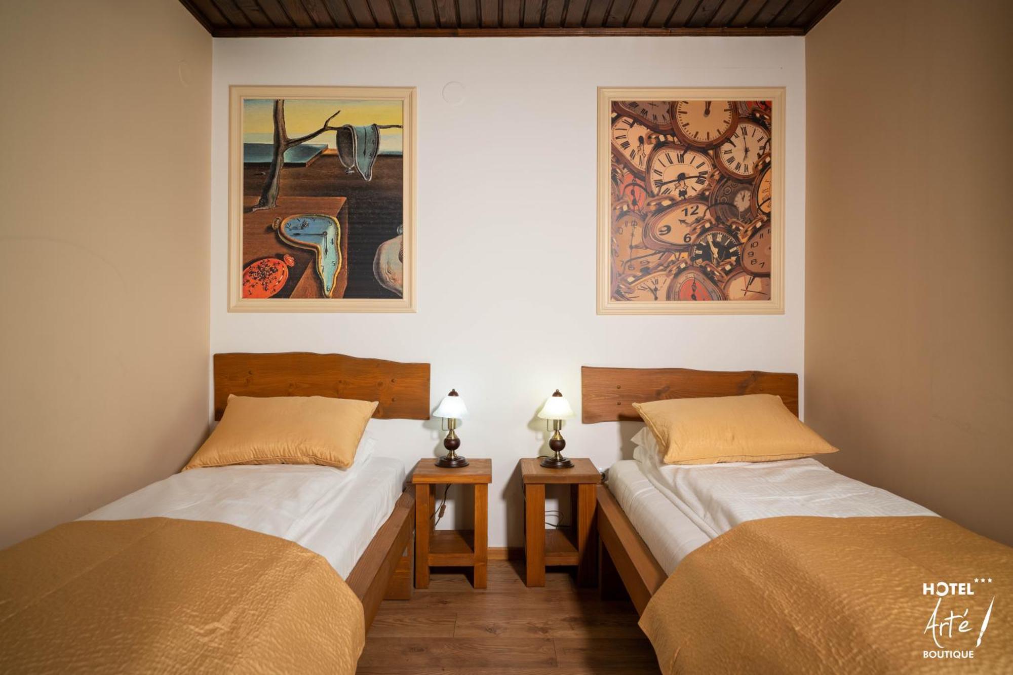 Art'E Boutique Rooms BaileTusnad Exterior foto
