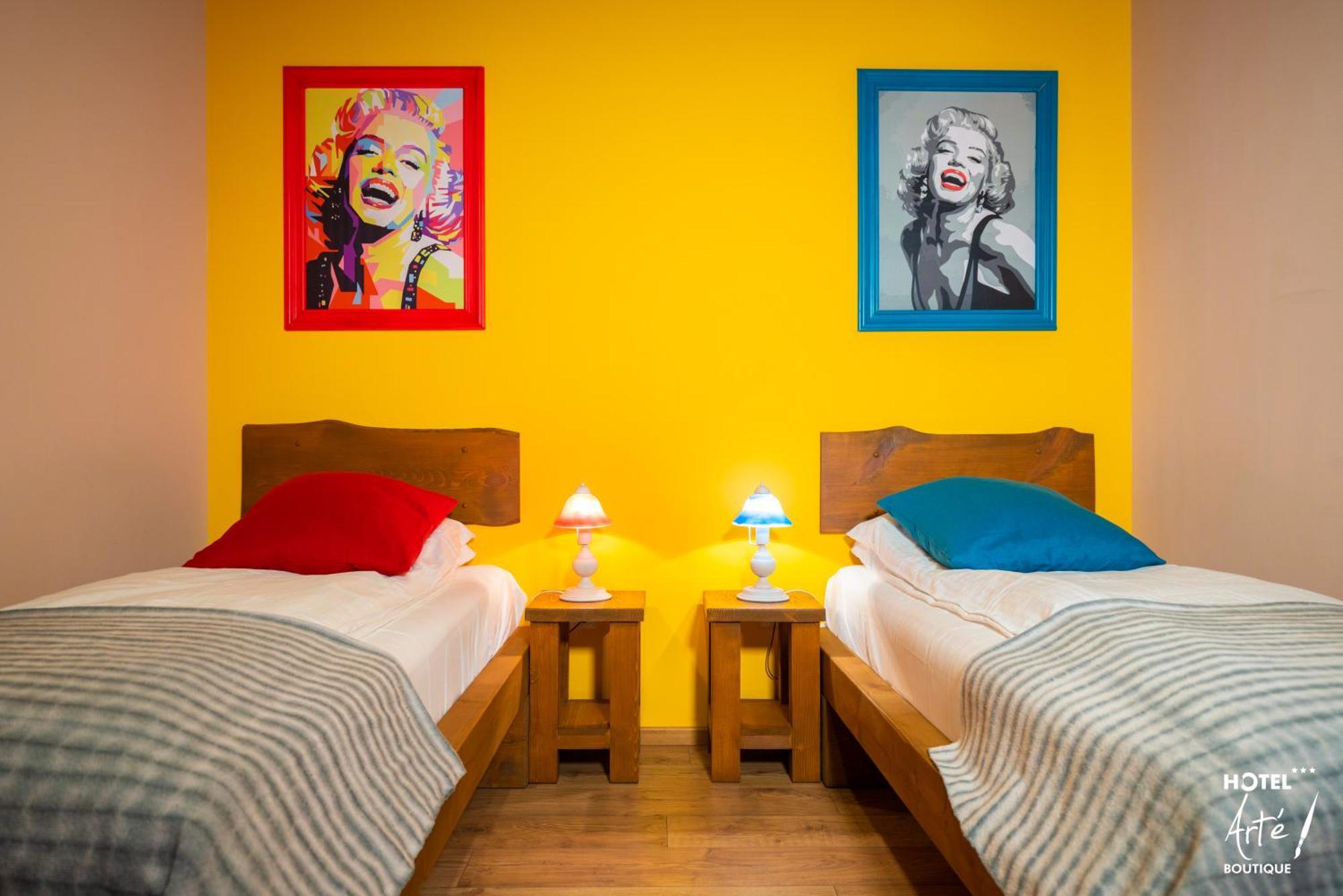 Art'E Boutique Rooms BaileTusnad Exterior foto