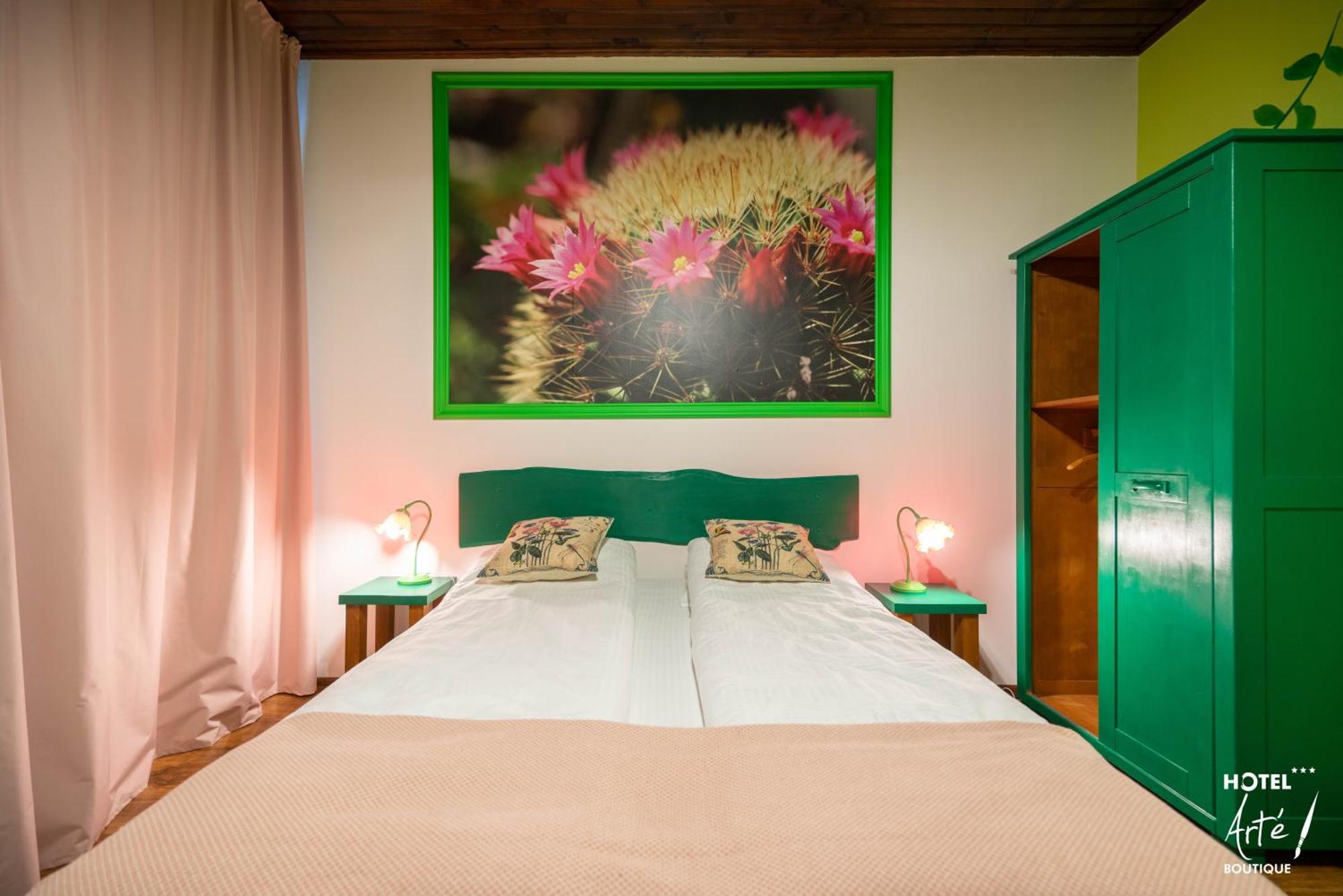 Art'E Boutique Rooms BaileTusnad Exterior foto