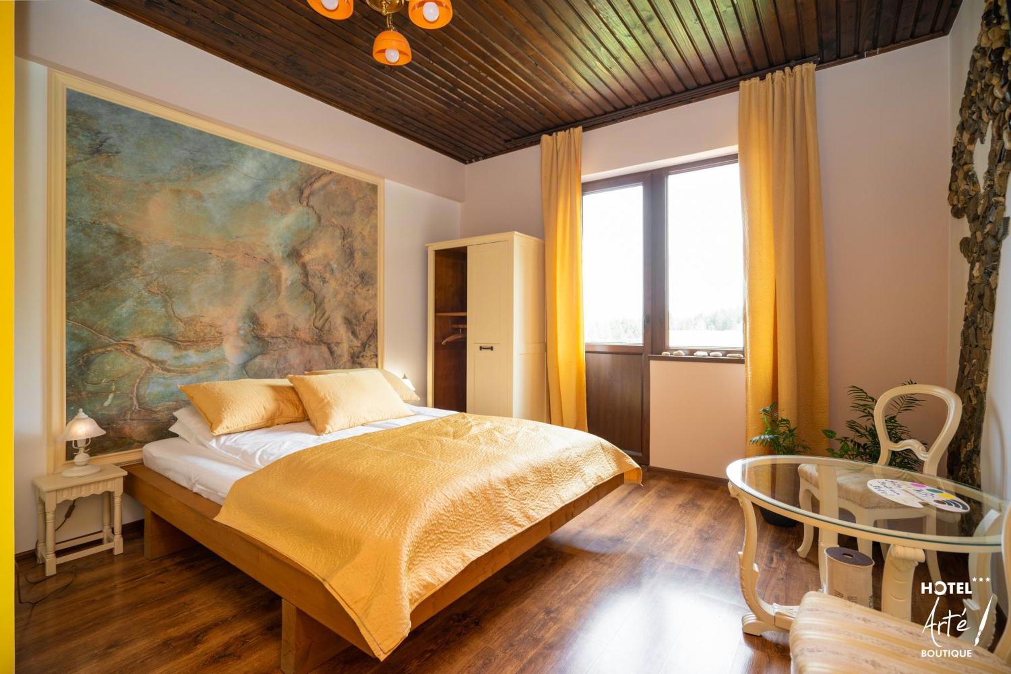 Art'E Boutique Rooms BaileTusnad Exterior foto